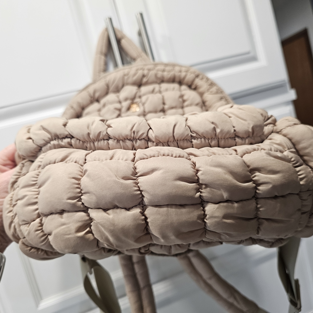 Simply Southern Quilted Beige Backpack - Picture 6 of 10